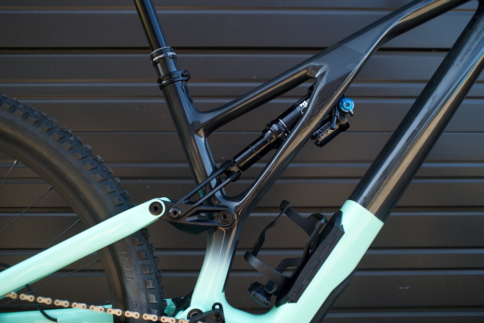 Specialized stumpjumper 2021 online frame